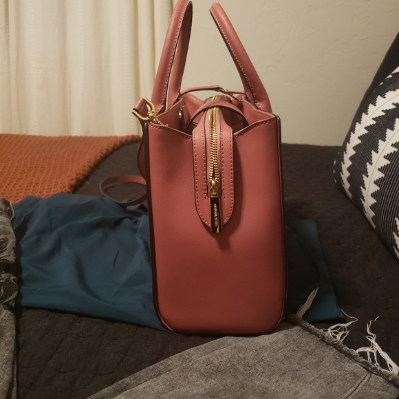 💋SOLD💋 Tulip Michael Kors Large Satchel - Picture 10 of 16